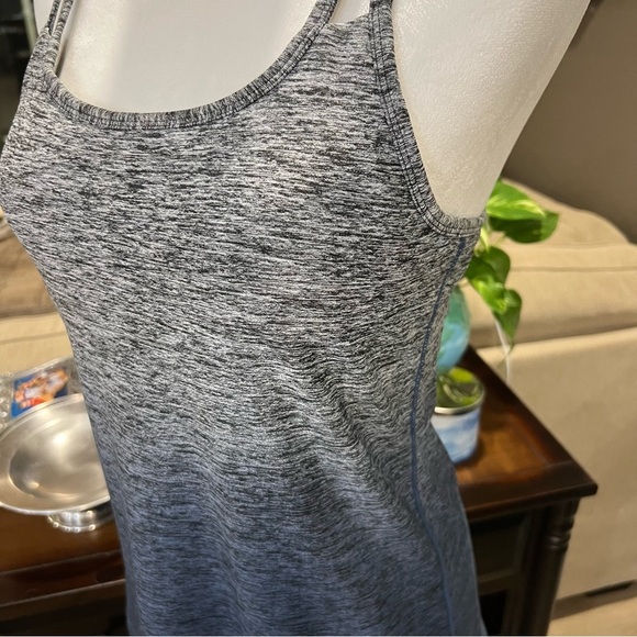 Gaiam Grey and Blue Workout Tank Top with Shelf Bra (M) EUC - Picture 3 of 4